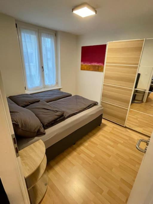 Gemuetliche Wohnung An Bester Lage Im Kreis 4 Zurich Extérieur photo